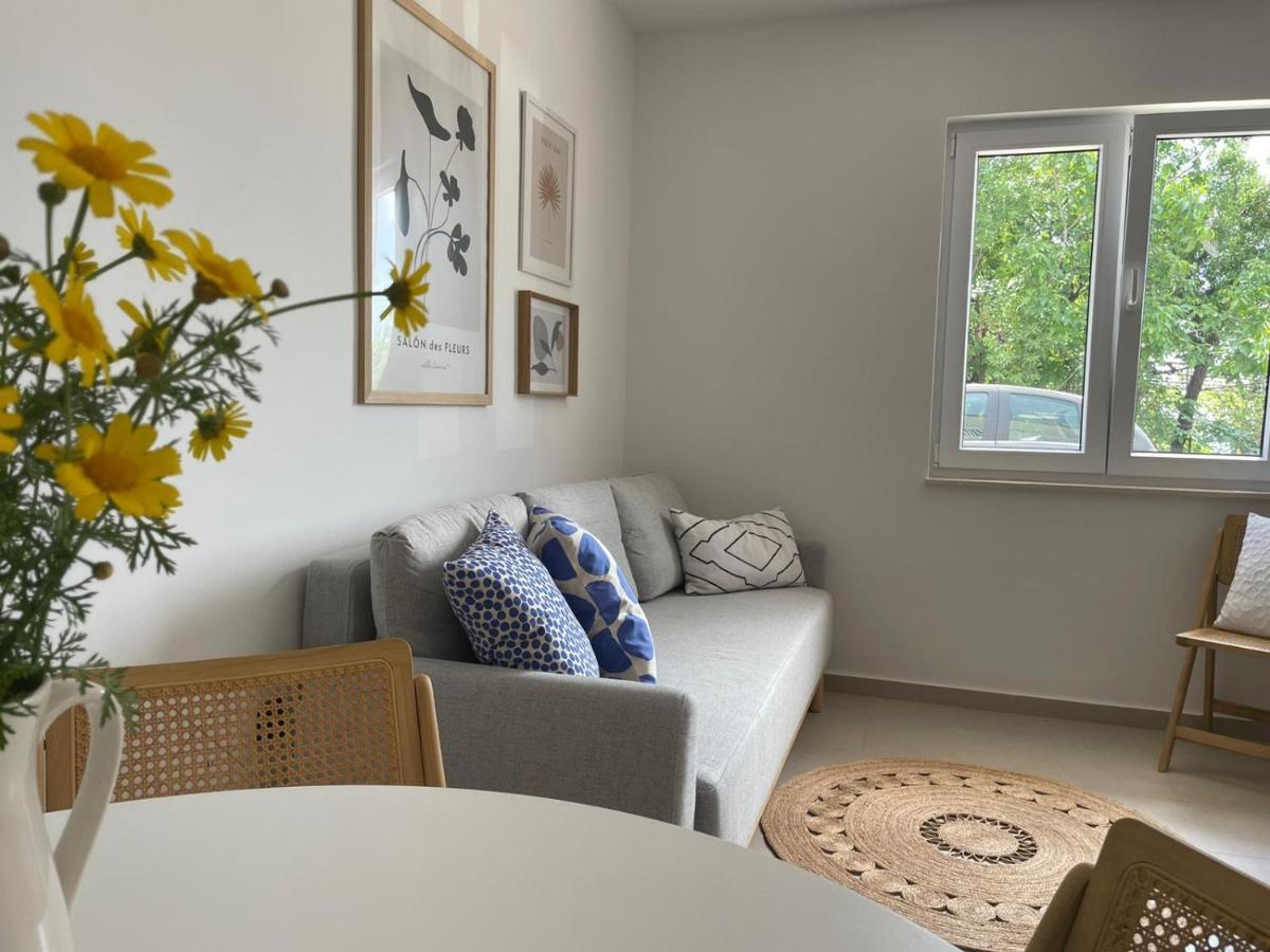 Apartment Sur La Plage Podstrana Bagian luar foto